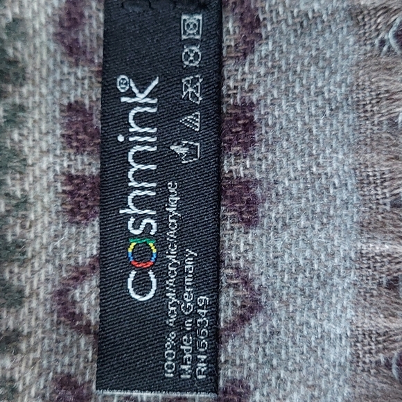 Scarf - Picture 6 of 6